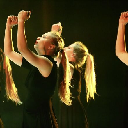 Manucharitam_to be | TanzART Produktion | 2017