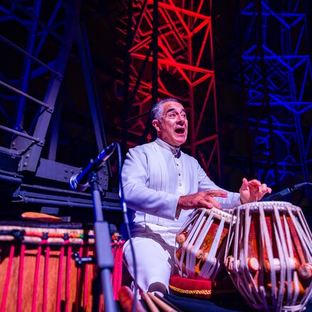 VISION - Flamenco meets India I Yenidze Theater Produktion I Foto: Frank Bienewald